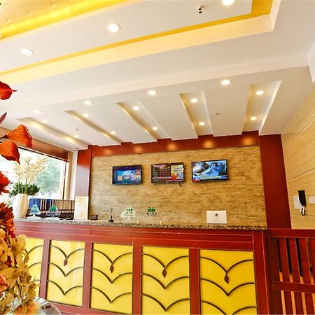 Greentree Inn Beijing Changping Shahe Metro Station Express Hotel Экстерьер фото